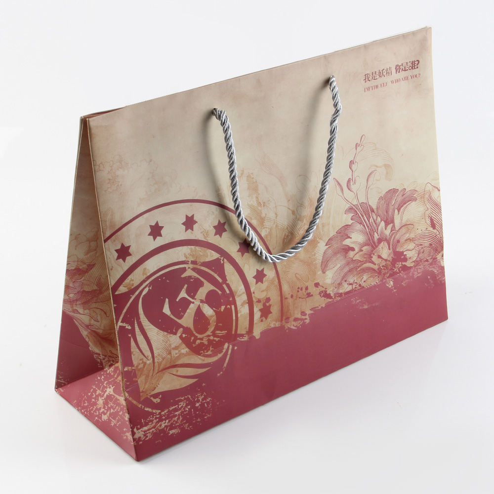 一個(gè)茶葉紙袋，看看生產(chǎn)廠家如何透過(guò)顏色展示優(yōu)勢(shì)